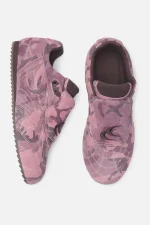 Wine Camo Sneaker1